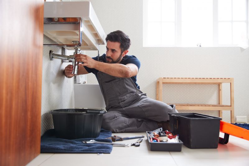 Small Bathroom Repairs A Handyman Can Complete Quickly